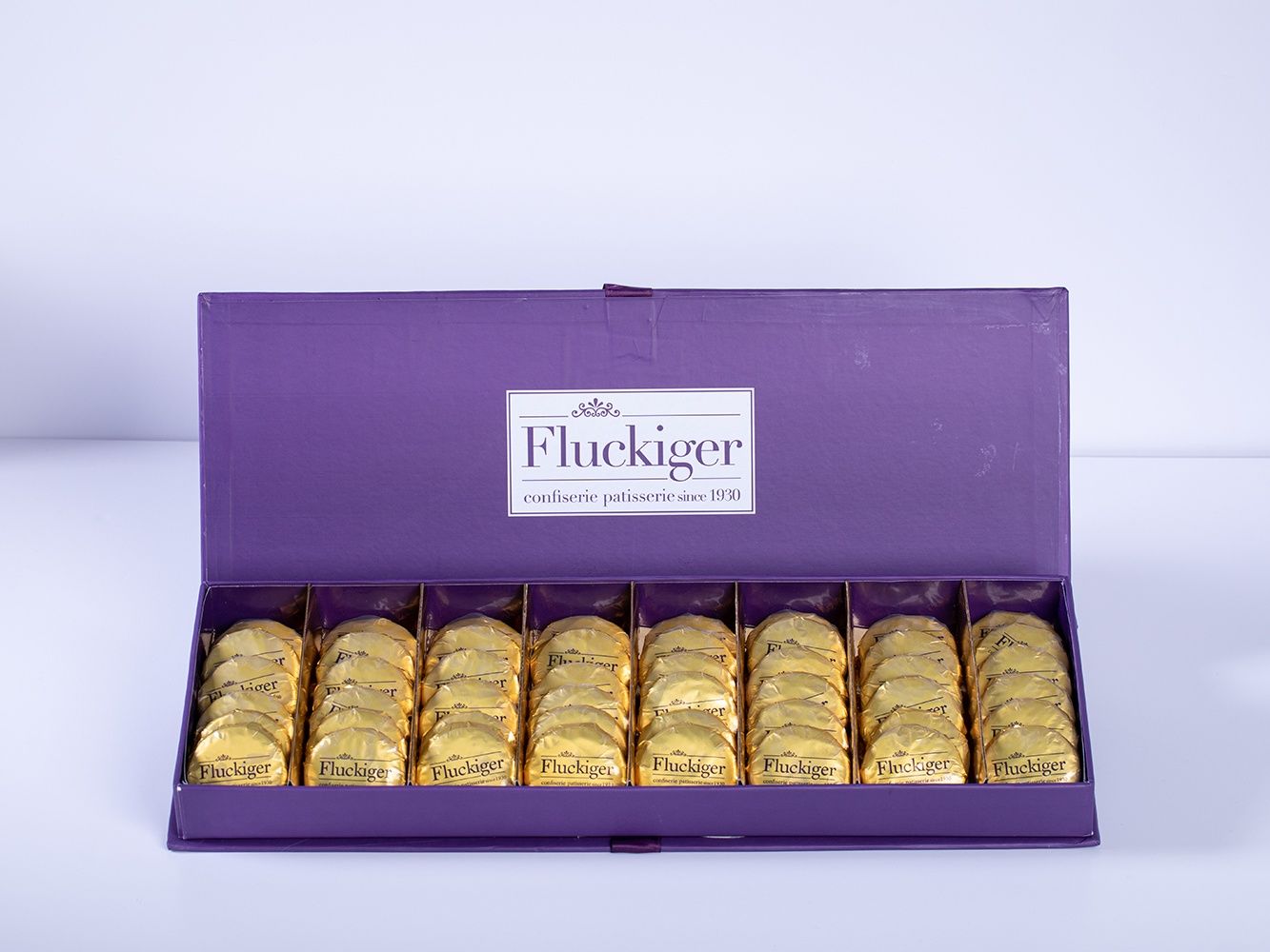 Large chocolate gofrette biscuit box