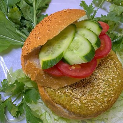 Taameya Kaiser Sandwich