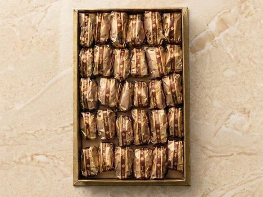 Large Lux Date Chocolate Box