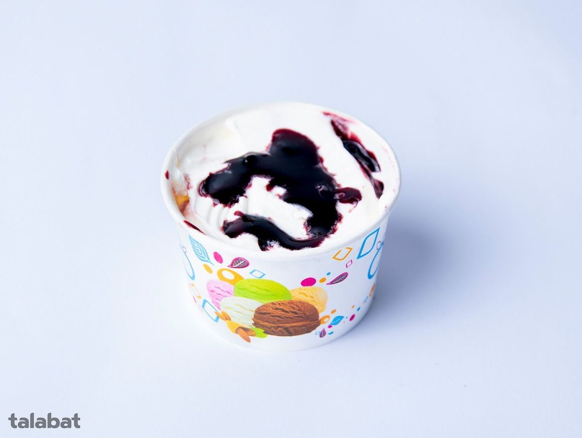Yogurt berry ice cream