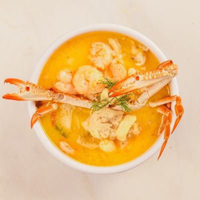 شوربة المأكولات البحرية الجامبو الكبيرة