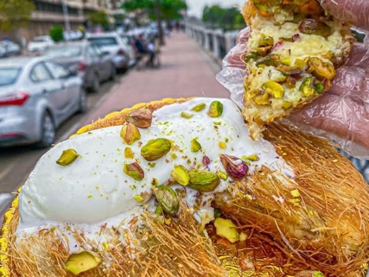 Kunafa With Cream And Pistachio Turkey