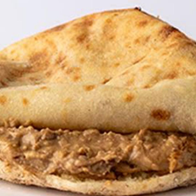 Foul Sandwich with Spicy Oil