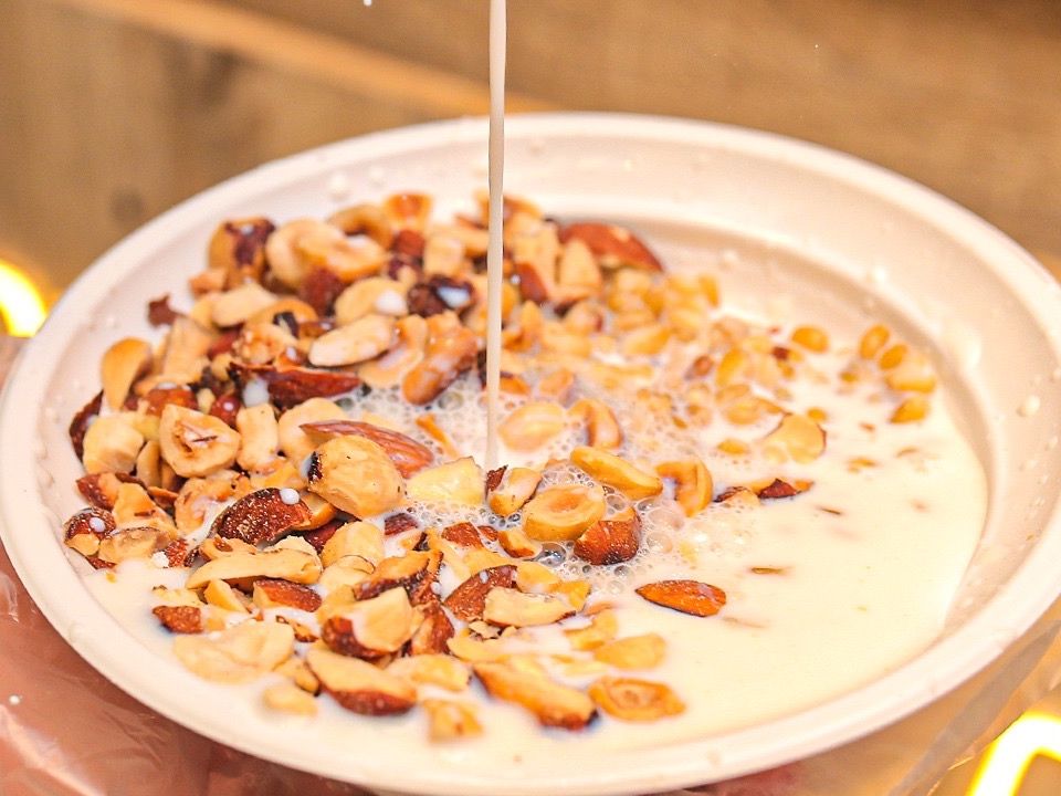 Belila with qeshta and nuts