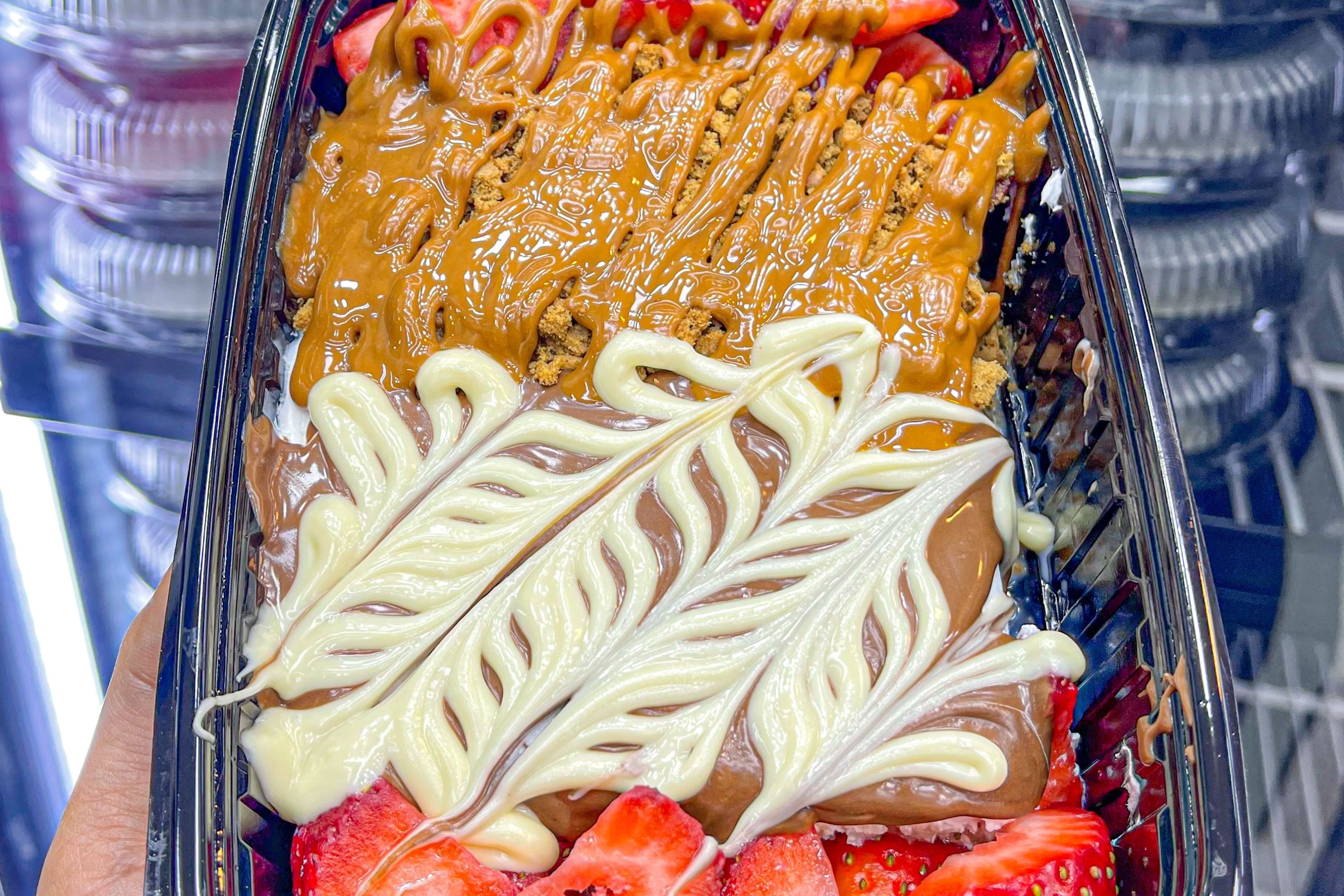 Qashtutah hanan with nutella