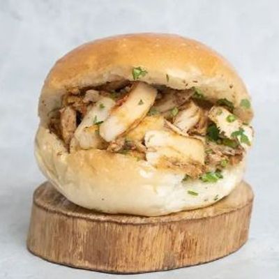 Large Bun Shawarma Sandwich