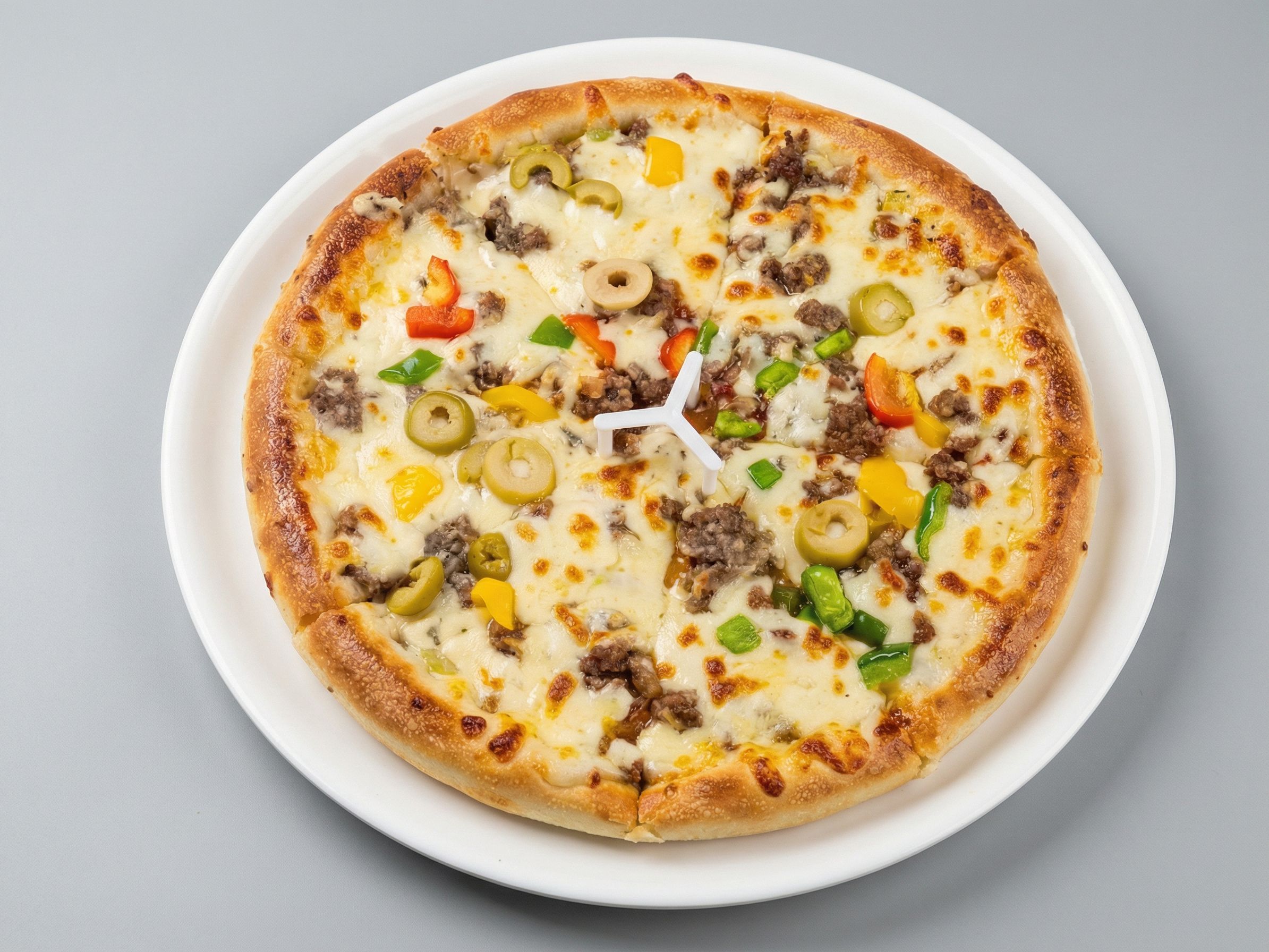 Alexandrian sausage pizza