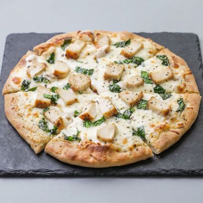 tuna pieces pizza