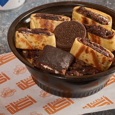 Nutella Oreo and Hohos Crepe