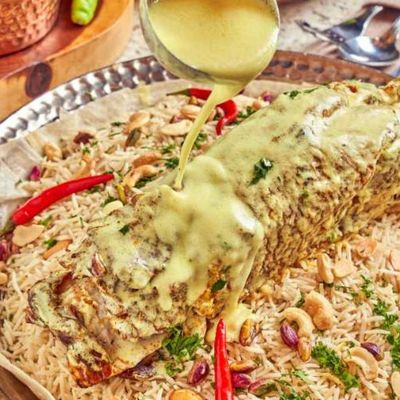 منسف أردني مع رقبة خروف
