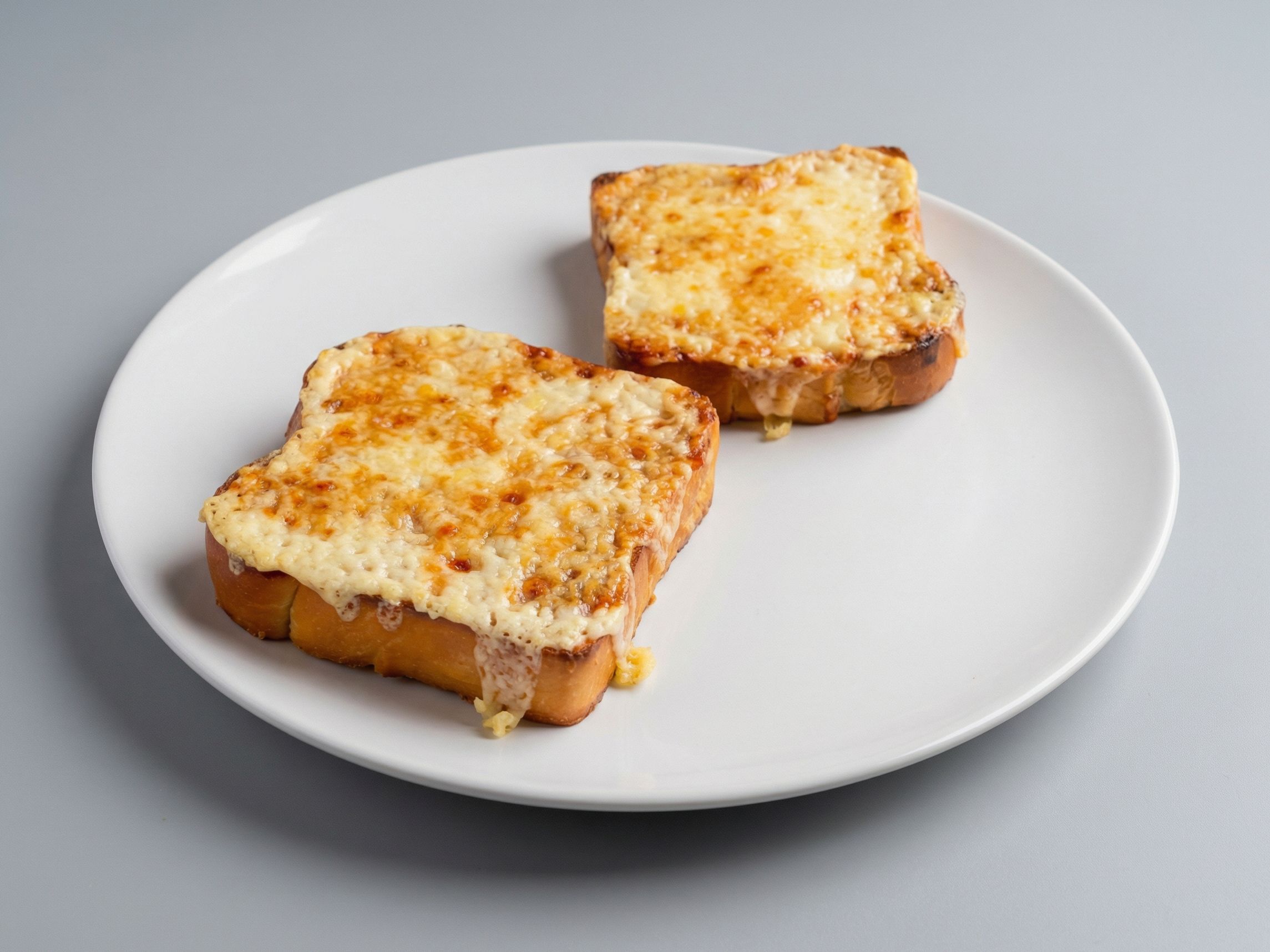 Mix cheese toast