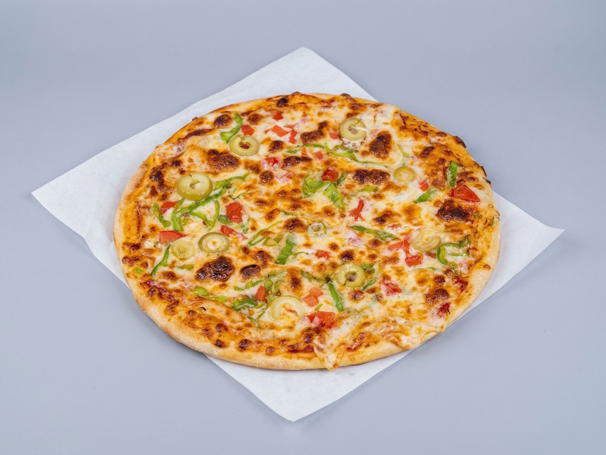 Smoked turkey oriental pizza
