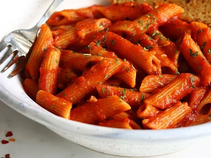 Pasta with Red Sauce and Mushrooms