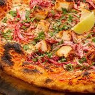 Shish Tawook Pizza