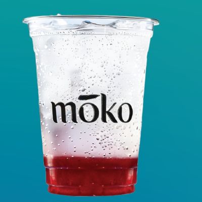 Lemon And Sparkling Berry Lemonade Drink
