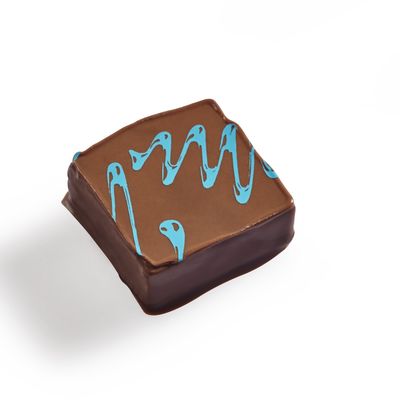 Crunchy Almond Praline and Tonka Bean