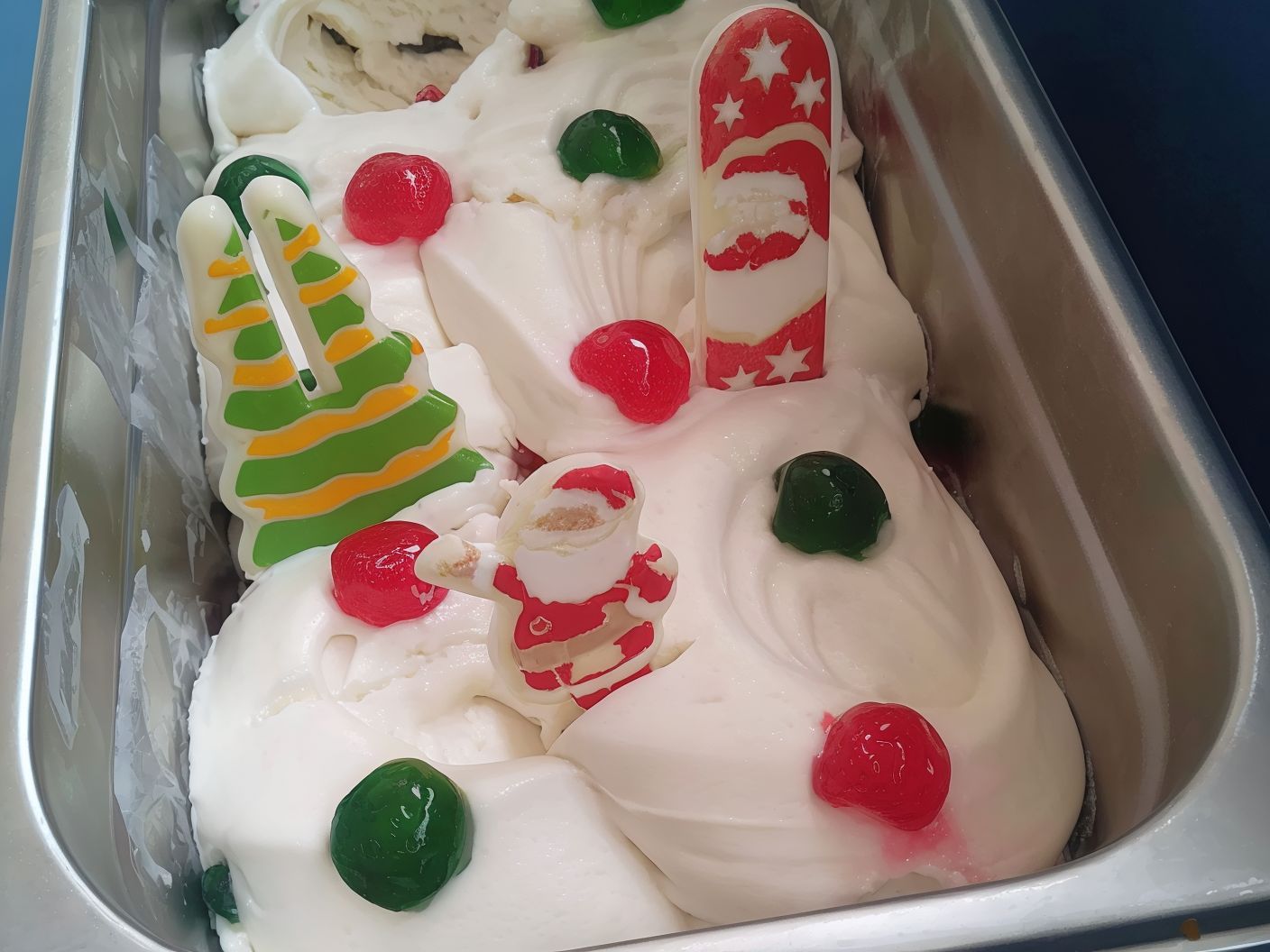 Christmas ice cream vanilla cake and candied fruits