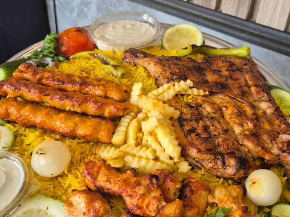 Mixed grilled chicken tray