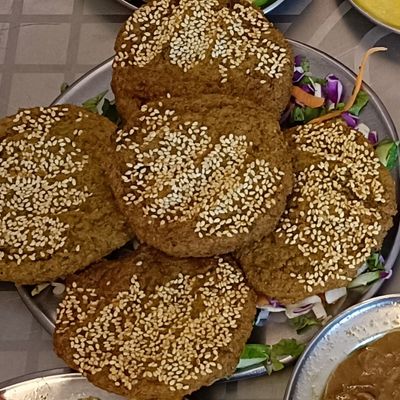 Plain falafel patty with sesame