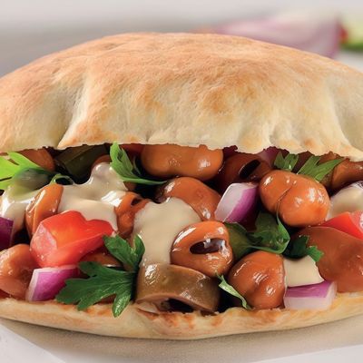Foul sandwich with olive oil