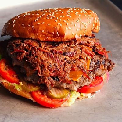 Spicy Pastrami Burger