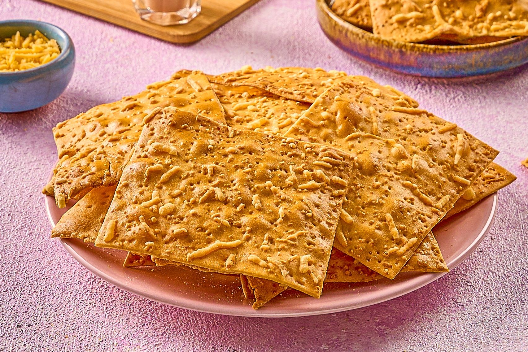 Romy crackers