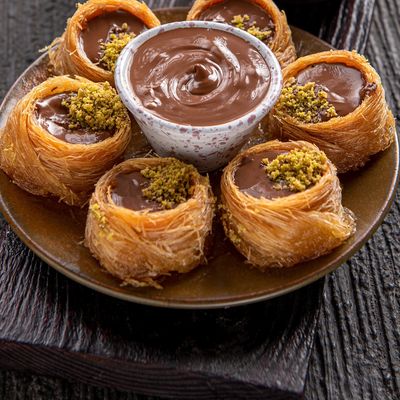 Kunafa chocolate bracelets