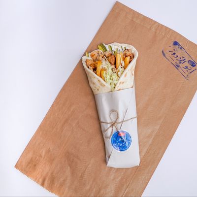 Aroos Tawook With Coleslaw Wrap