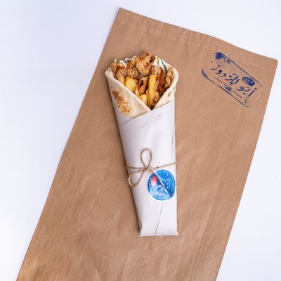Arus Tawook Toum & Pickles Wrap