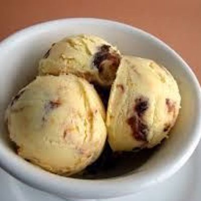 Dates Pieces With Ice Cream