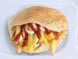 Potato sandwich with Mounis ketchup