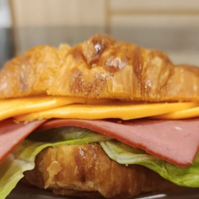 Cheddar Kiri Roast Beef Croissant