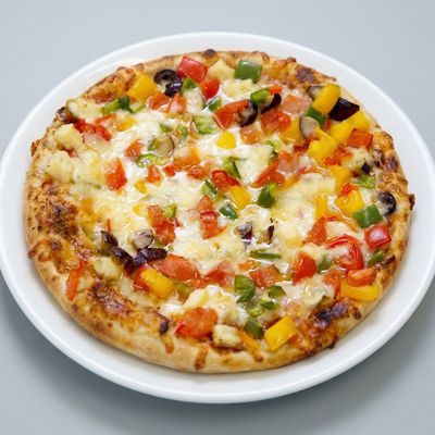 Mozzarella Cheese Oriental Pizza