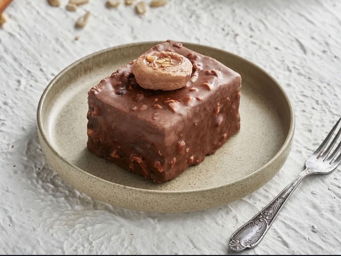 Crunchy Chocolate Cake