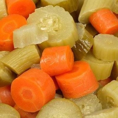علبة مخلل صغيرة