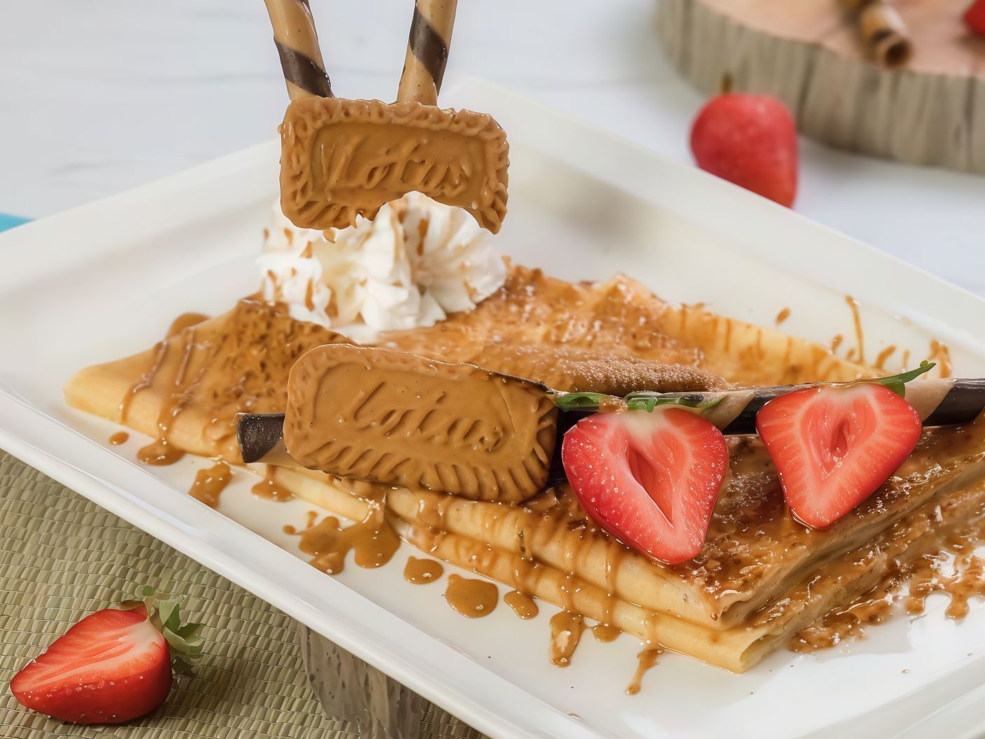 Lotus Crepe