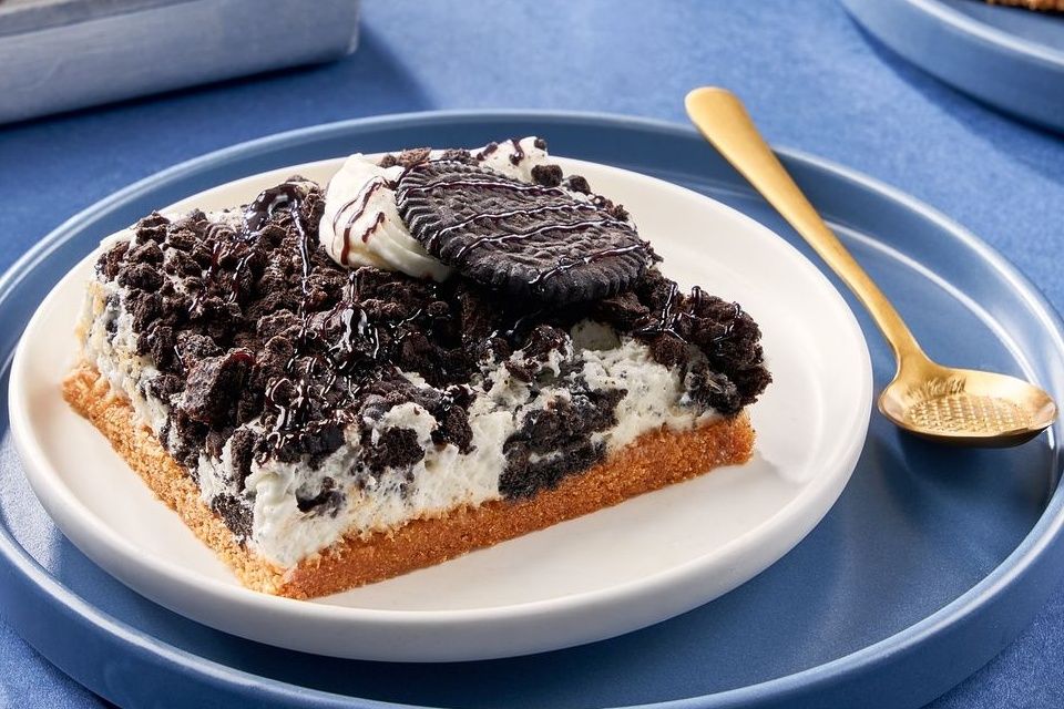 Half kilo Oreo basbousa