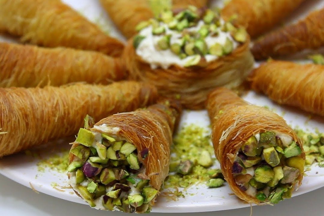 Cream Kunafa Cone