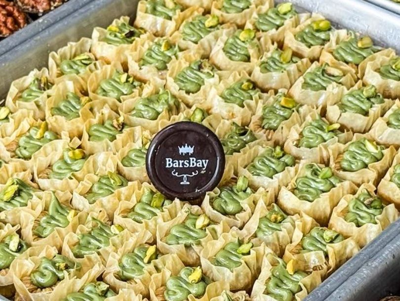 Nut And Cream Asawer Baklava