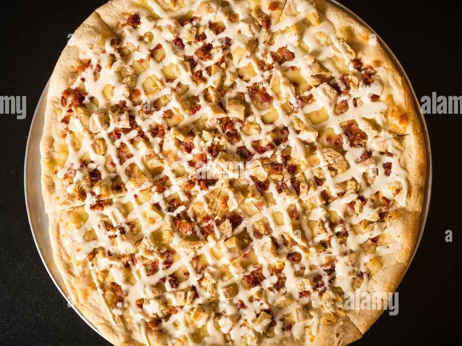 chicken ransh pizza