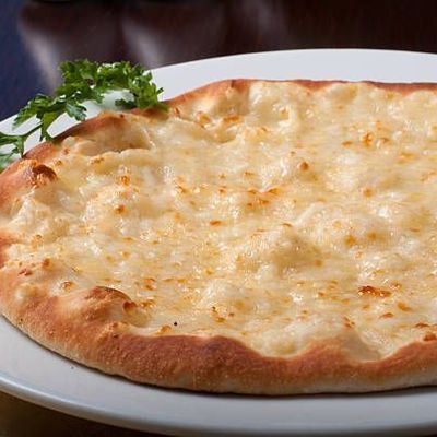 Cheddar with Mozzarella and Roumi Manoucheh