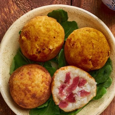Pane Potatoes With Pastrami Sandwich