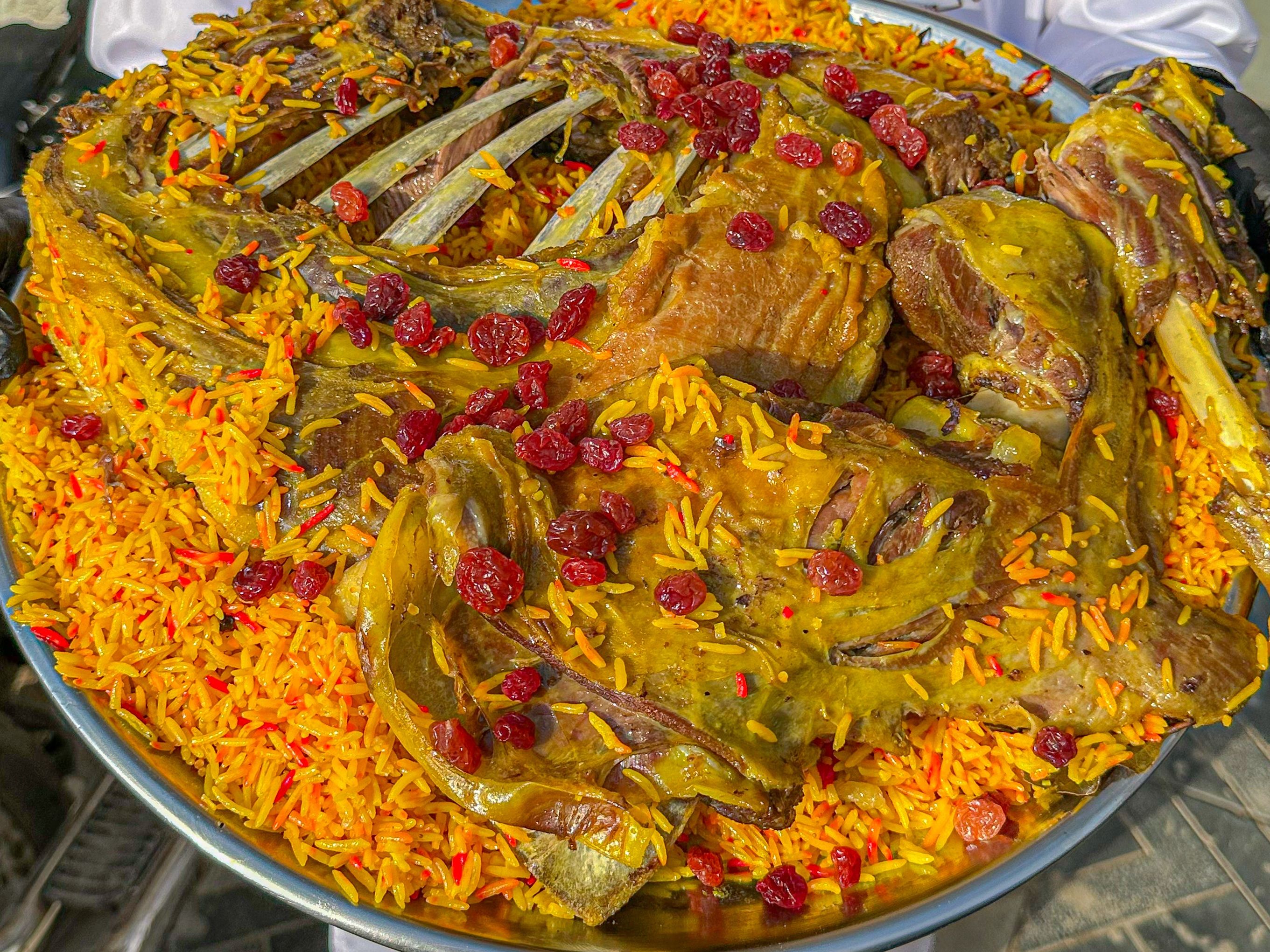 Quarter Teis Mandi Of Rice With Nuts