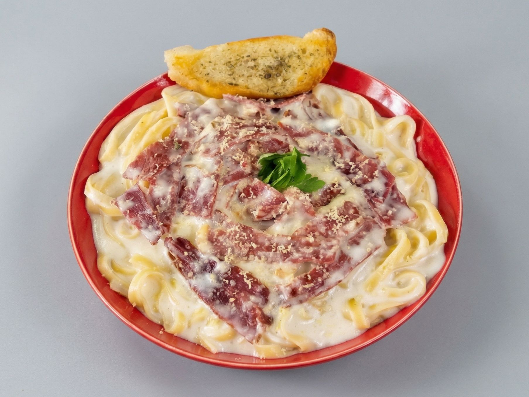 Carbonara with beef bacon