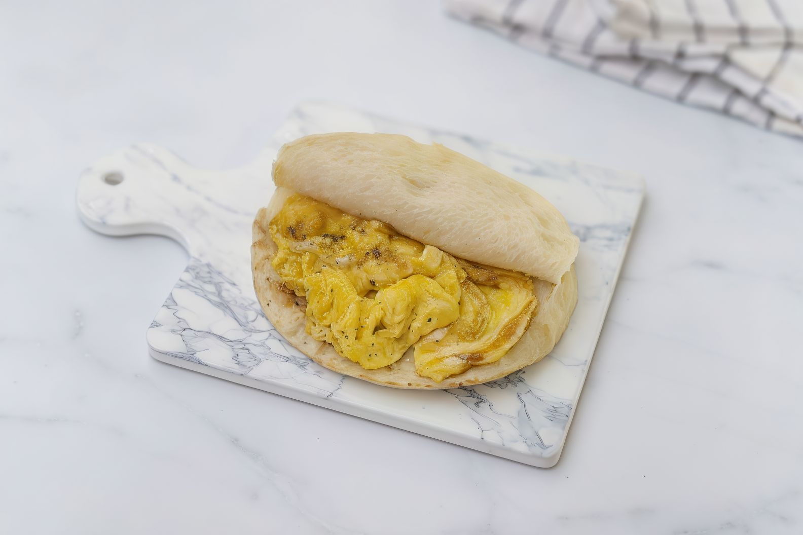 Roumi Egg Sandwich