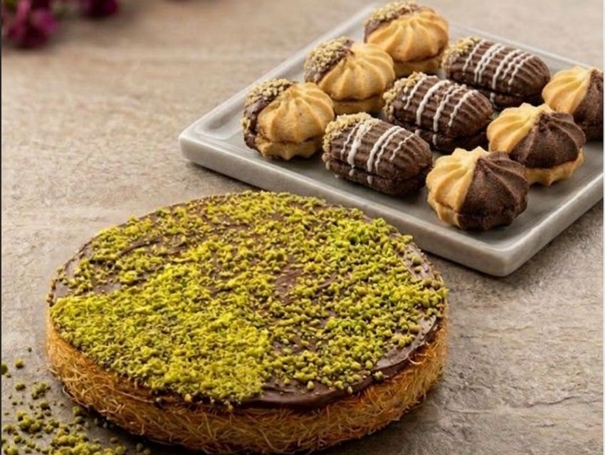 Nutella Konafa & Petit Four Duo