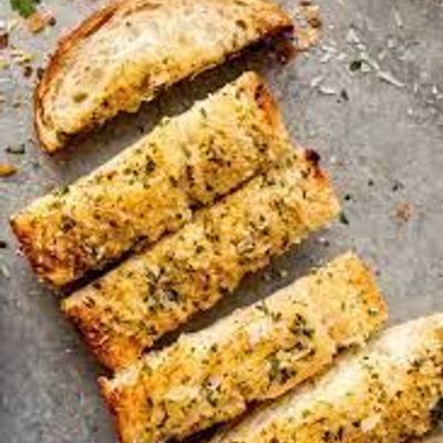 Butter And Garlic Bread