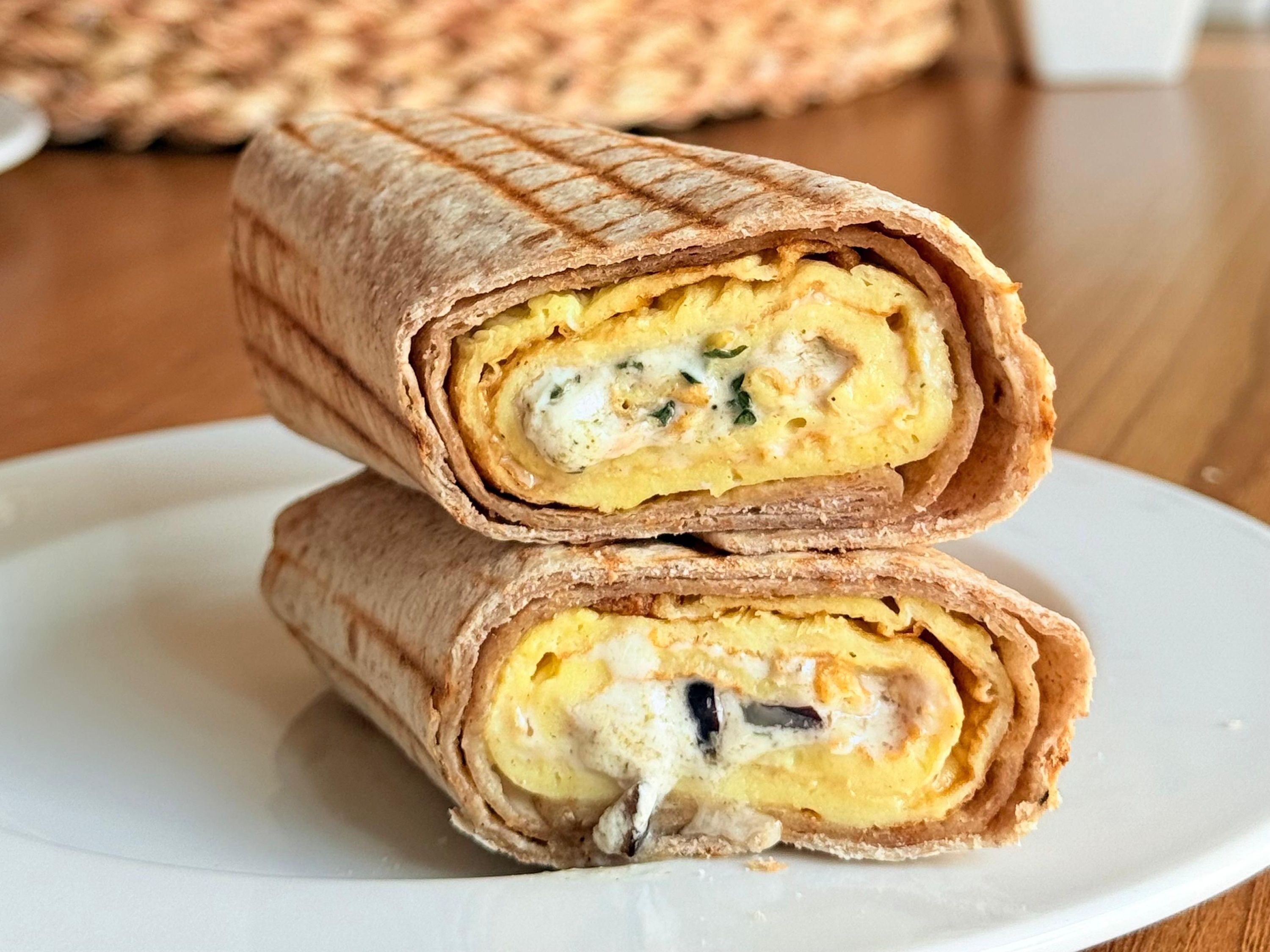 Omelette W Labneh Wrap