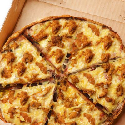 Diet grilled chicken pizza
