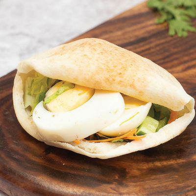 Boiled eggs sandwich